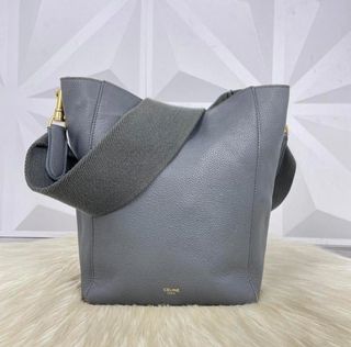 (Kategori: ) berada di . Dikirim oleh bagsie.vibe (ID iklan 1381304421, Gambar 1). Deskripsi: .