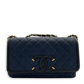 (Category: ) located in . Submitted by carousellluxury (Listing ID 1381355939, Image 1). Description: .