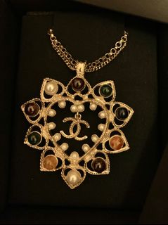 （分類：）位於 。 由 jholic126 提交（商品編號 1381295491，圖片 1）。簡介： 。