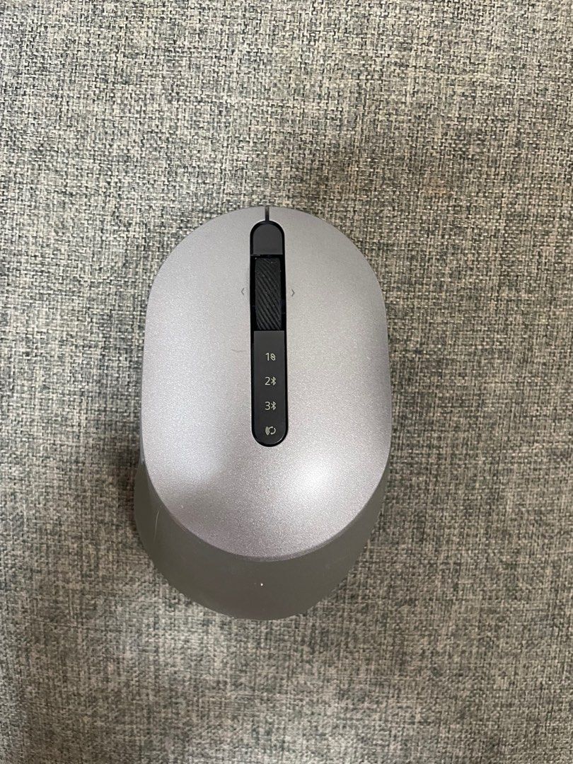Dell Wireless Mouse & Keyboard With a FREE Brand New Mousepad63223292194946111