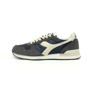 (Category: ) located in . Submitted by sneakers-shop (Listing ID 1381434990, Image 1). Description: .
