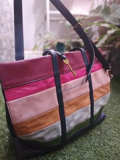 (Kategori: ) berada di . Dikirim oleh diraprama127748 (ID iklan 1381405502, Gambar 1). Deskripsi: .