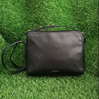 (Kategori: ) berada di . Dikirim oleh lemariaron69 (ID iklan 1381351562, Gambar 1). Deskripsi: .