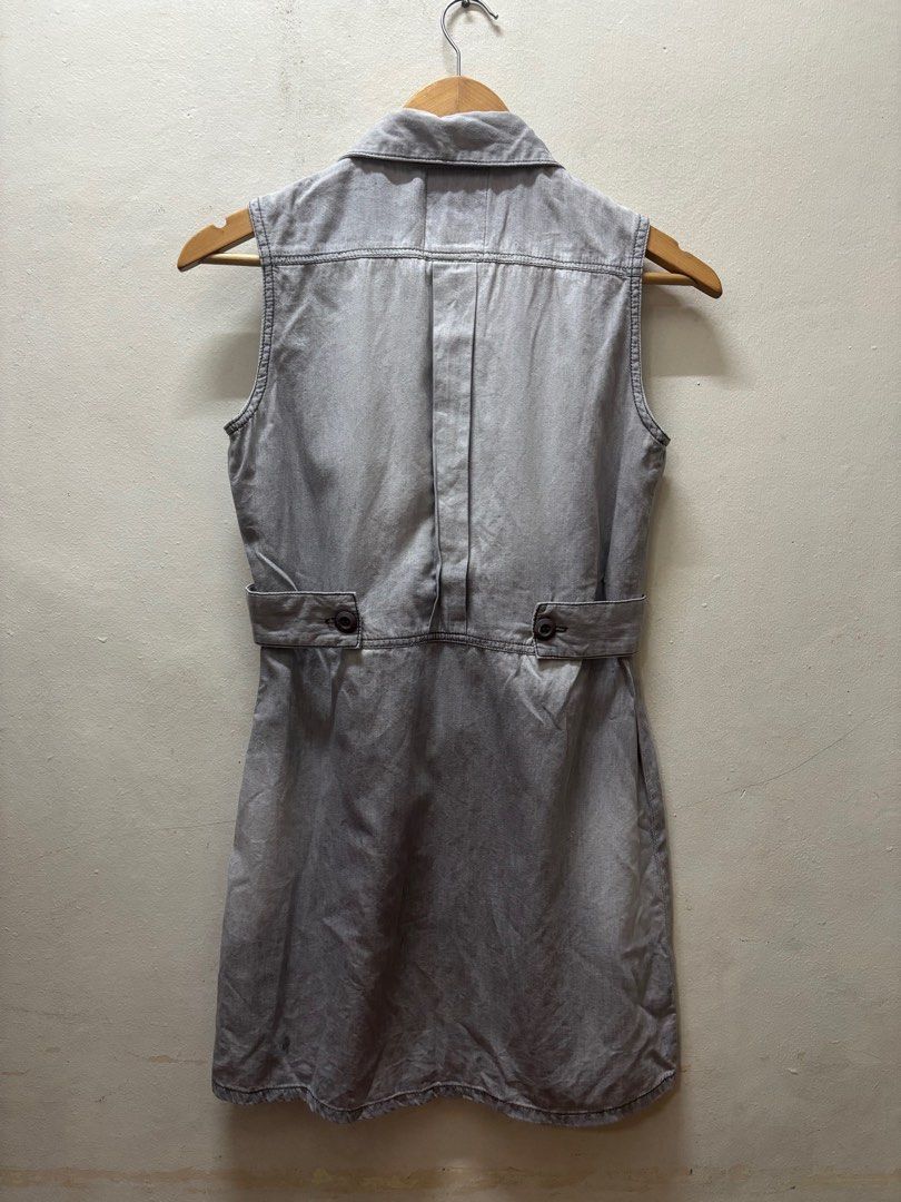 Grey Denim Dress (Category: Dresses) located in Paranaque City. Submitted by cathsudon (Listing ID 1381291743, Image 3). Description: Grey Denim Dress > So chic and cute! > Perfect for casual days > Message for WW > Rfs: Decluttering > Price is negotiable MOP: GCash Delivery: Grab or Lalamove Delivery fee will be shouldered by Buyer .