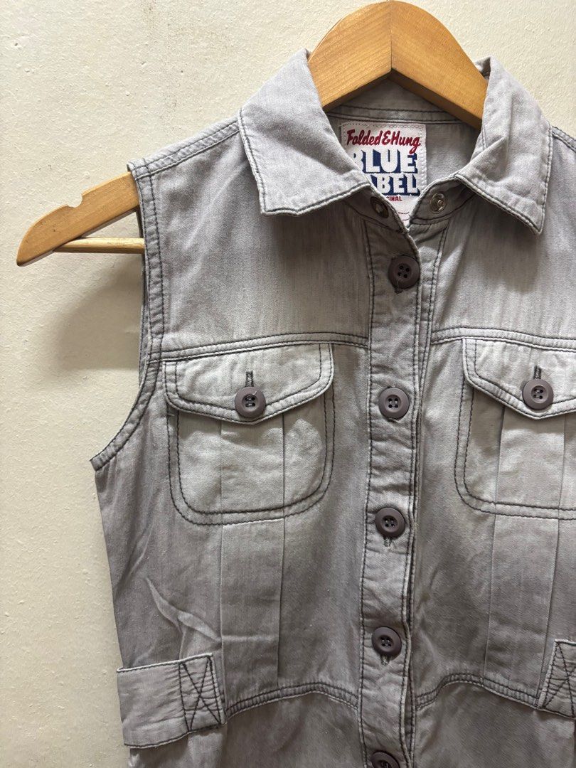 Grey Denim Dress (Category: Dresses) located in Paranaque City. Submitted by cathsudon (Listing ID 1381291743, Image 2). Description: Grey Denim Dress > So chic and cute! > Perfect for casual days > Message for WW > Rfs: Decluttering > Price is negotiable MOP: GCash Delivery: Grab or Lalamove Delivery fee will be shouldered by Buyer .