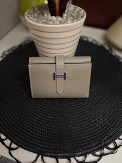 (Kategori: ) berada di . Dikirim oleh ladiestopfashion (ID iklan 1381440264, Gambar 1). Deskripsi: .