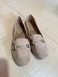 (Category: ) located in . Submitted by malayaarchery (Listing ID 1381280432, Image 1). Description: .