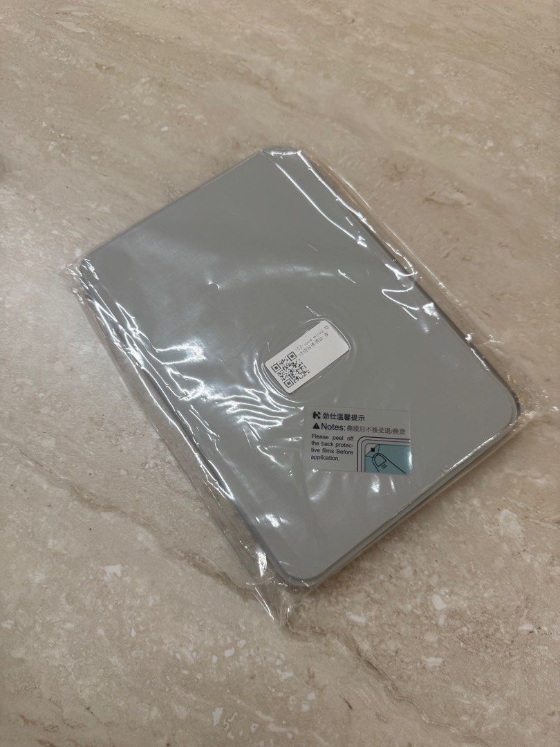 IPad Mini Case (Category: Other Mobile & Gadget Accessories) located in Singapore. Submitted by coffeewithme (Listing ID 1381329870, Image 2). Description: Brand New Ipad Mini 6 Case.