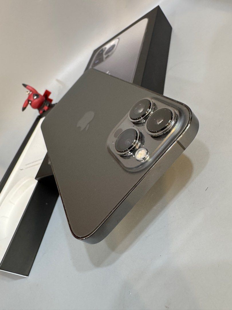 由 3c.smartphones (刊登 ID 1381396950，圖片 3) 提交，位於 新北市 (New Taipei) 的 iPhone 13 Pro Max 512GB 13pro max 512gb (類別：iPhone 13 系列)，說明：［機況］使用功能正常/外觀如圖 Condition: normal function ［配件］附充電配件（Charger) ［取貨］士林 新莊 三重、貨到付款 L.i.n.e : hsuan940122 I/G : 3c.smartphones ✅空機分期✅舊機折抵/貼換 ✅手機維修✅刷卡分期 Pick up method: In store pick up,meet up in Taipei area , COD by convenient store shop to shop 歡迎相關3C產品貼換 高價回收手機/平板/筆電 各品牌手機歡迎私訊詢問 。
