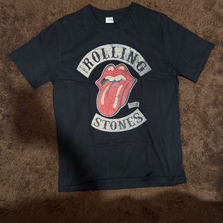 (Kategori: ) berada di . Dikirim oleh tshirt_thrifting (ID iklan 1381292507, Gambar 1). Deskripsi: .