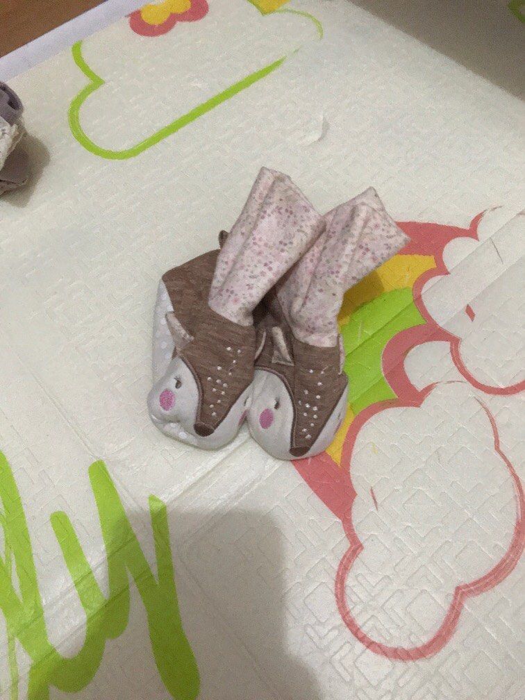 Kaos kaki sepatu bayi (Kategori: Baju Bayi) berada di Surabaya. Dikirim oleh cindylaurenzia (ID iklan 1381387770, Gambar 3). Deskripsi: Beli 1 pcs 20.000 kalau beli ketiganya 50.000.