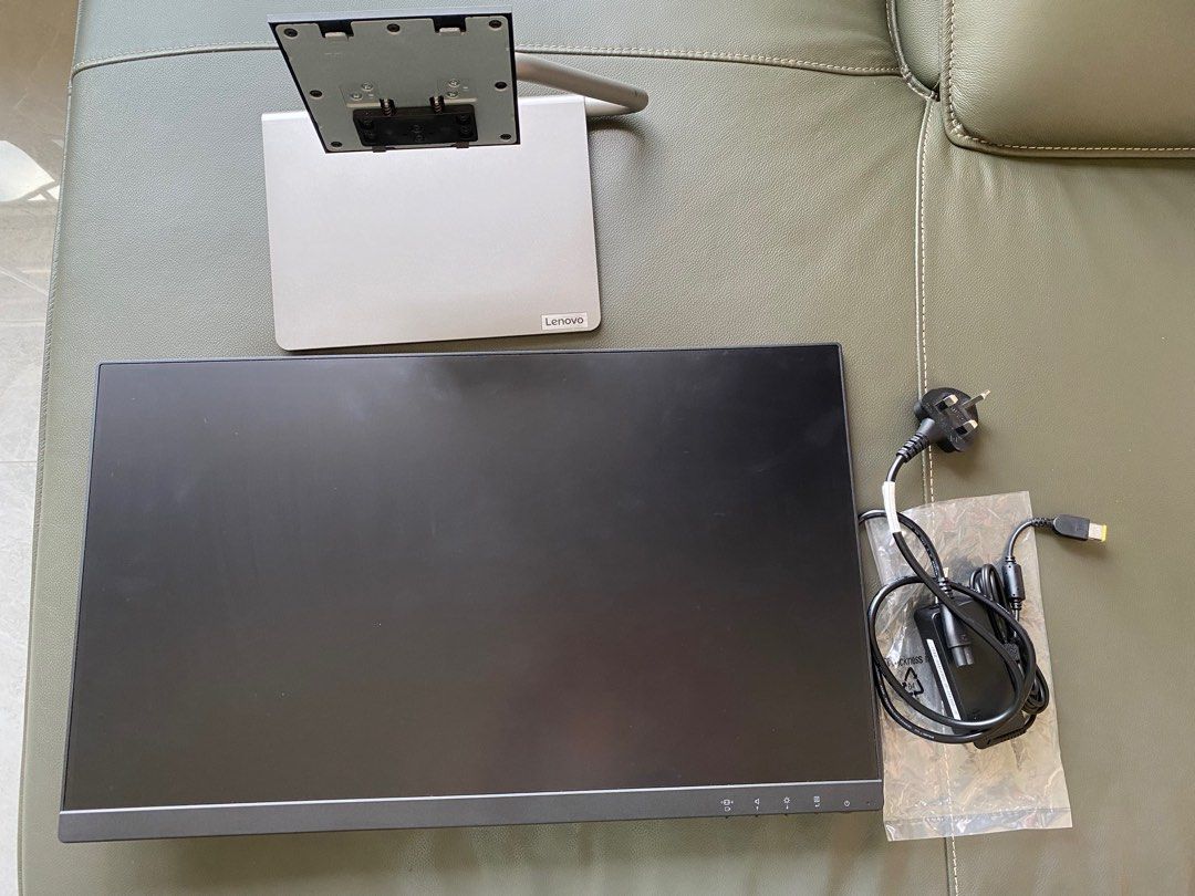Lenovo Q24i-1L 23.8" Monitor63140166814721110
