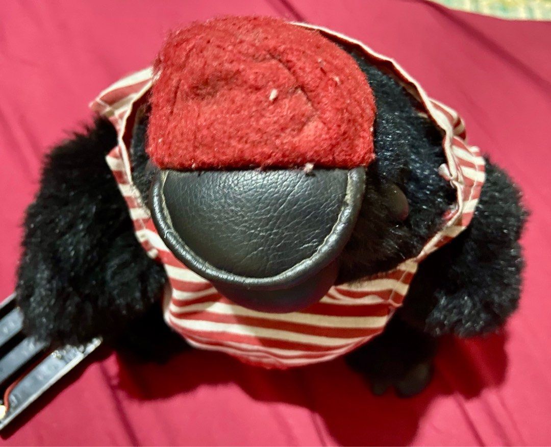 Magogo Macarena Gorilla 1990s (Category: Vintage Collectibles) located in Bacolod City. Submitted by sammrenee25 (Listing ID 1381460146, Image 2). Description: From my childhood from the 90s, one of my favorite toys. Issues: NOT WORKING ANYMORE BUT CAN BE REPAIRED. Battery pack not yet rusted must be the wiring. Also zipper can’t be closed but can be mended by a tailor..