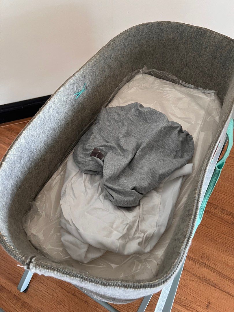 Monkee Baby Cot Basinet from Poland (Category: Cots & Cribs) located in Kuala Lumpur. Submitted by whispering_wind (Listing ID 1381383352, Image 2). Description: Measurements are as in pictures Including a mattress, protector and sheet .