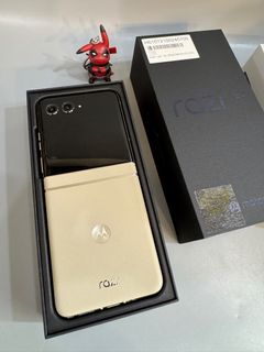 由 3c.smartphones (刊登 ID 1381393079，圖片 1) 提交，位於 的 (類別：)，說明：。