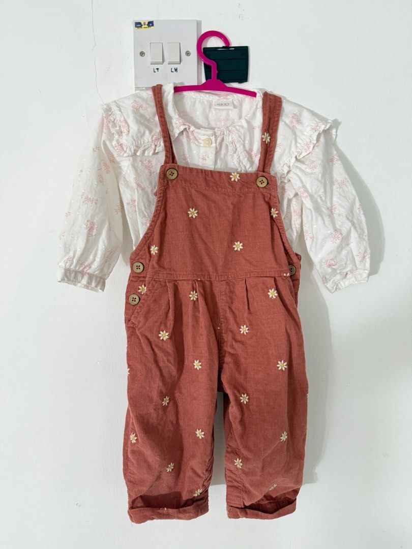 NEXT (Category: Babies & Kids Fashion) located in Lumut. Submitted by norain744723815 (Listing ID 1381374742, Image 2). Description: NEXt size 9-12m good condition.