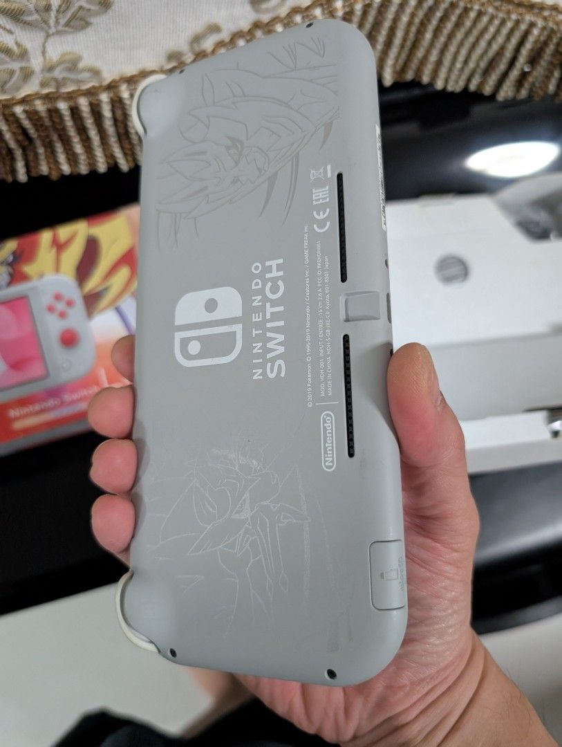 Nintendo Switch Lite pokemon zamenta zacian limited edition working fine with charger and box63107700964739112