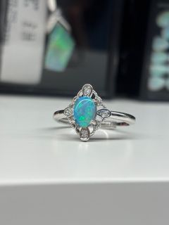 （分類：）位於 。 由 opalora 提交（商品編號 1381402785，圖片 1）。簡介： 。