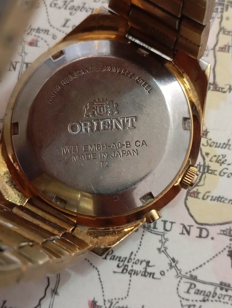 Orient automatic (Category: Men's Watches) located in Las Pinas. Submitted by quick_deals_great_finds2 (Listing ID 1381330153, Image 3). Description: Original vintage automatic 38mm medium fits wrist 7 Fully functional keeps time.