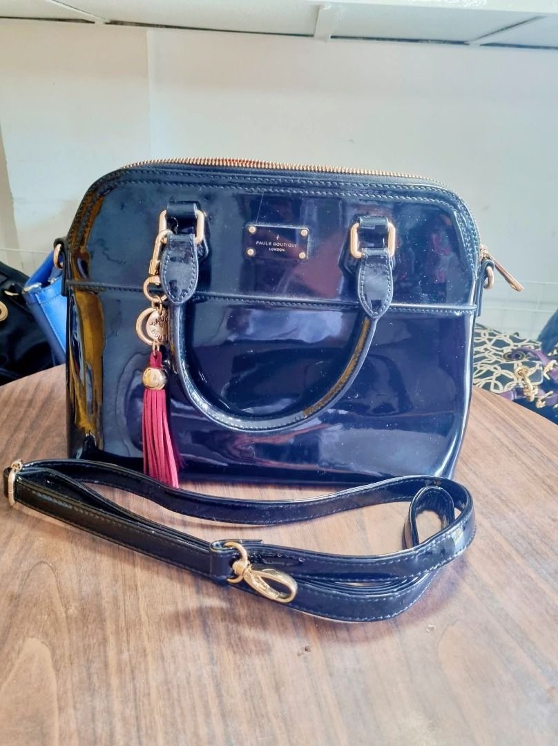 Paul's Boutique London (Category: Luxury Bags & Wallets) located in Cabanatuan. Submitted by ak_magtanao (Listing ID 1381349313, Image 2). Description: Paul's boutique London handbag with detachable sling Latex leather with monogran internal lining Original and authentic leather Matibay at ndi nagbabakbak No flaws and no issues Money back guarantee.