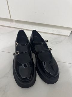 （分類：）位於 。 由 sinns 提交（商品編號 1381426232，圖片 1）。簡介： 。