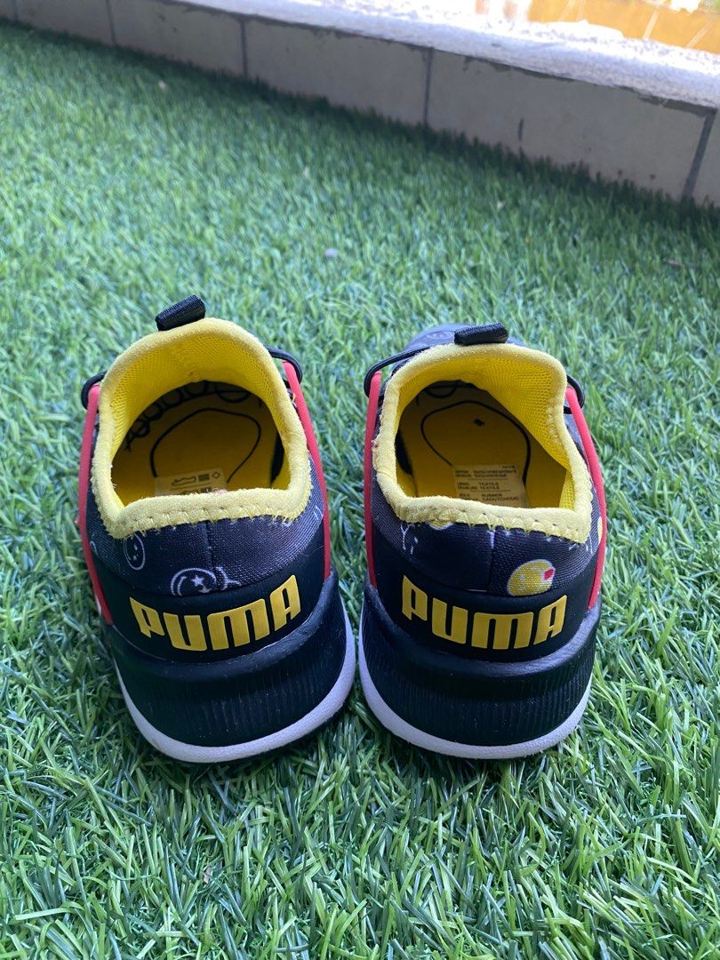 Puma Kid X Smiley (Category: Babies & Kids Fashion) located in Kuala Lumpur. Submitted by fhkms (Listing ID 1381309454, Image 3). Description: Size Kids UK 8 (3 yrs old) COD only (Bukit Jalil, Sri Petaling).