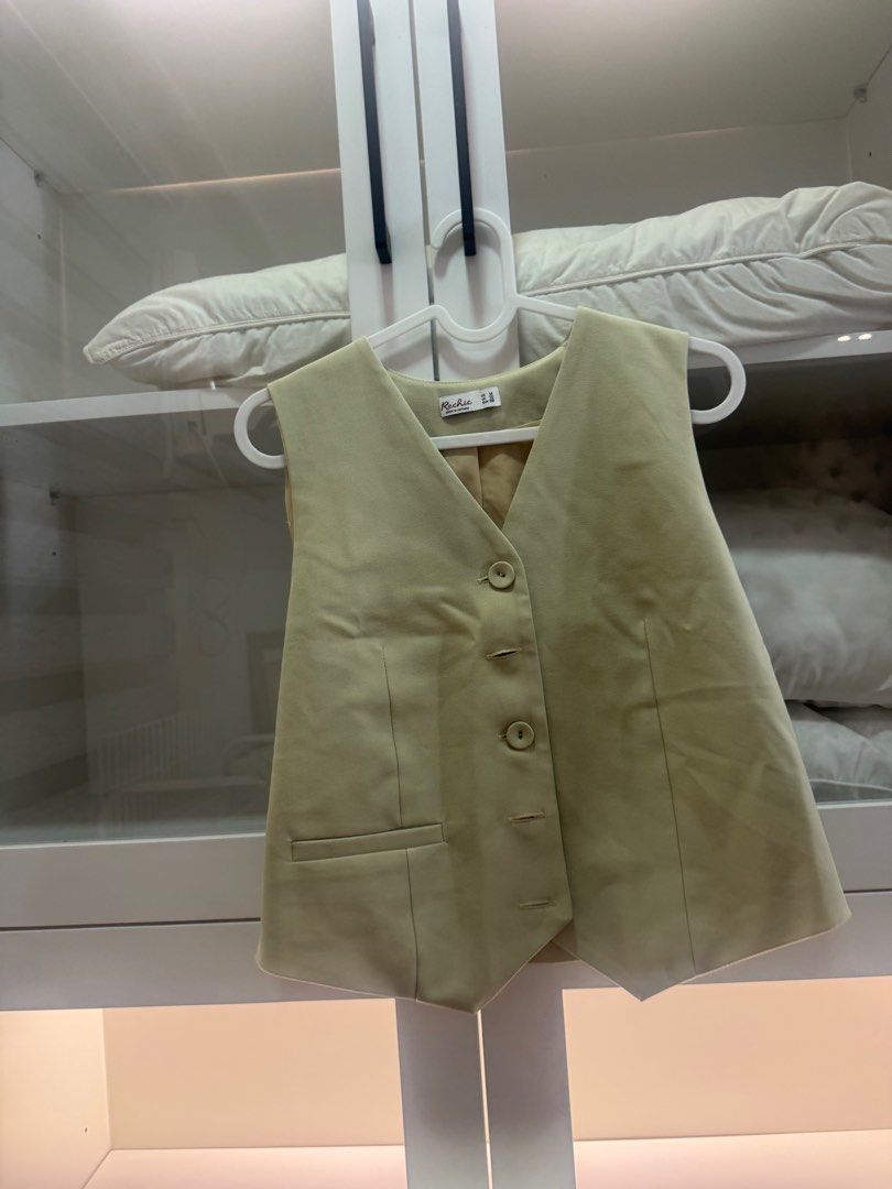 Rechic vest and shorts coords (Category: Sets or Coordinates) located in Quezon City. Submitted by destashingmycloset (Listing ID 1381335696, Image 1). Description: .