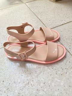 (Kategori: ) berada di . Dikirim oleh HAAFF (ID iklan 1381288850, Gambar 1). Deskripsi: .