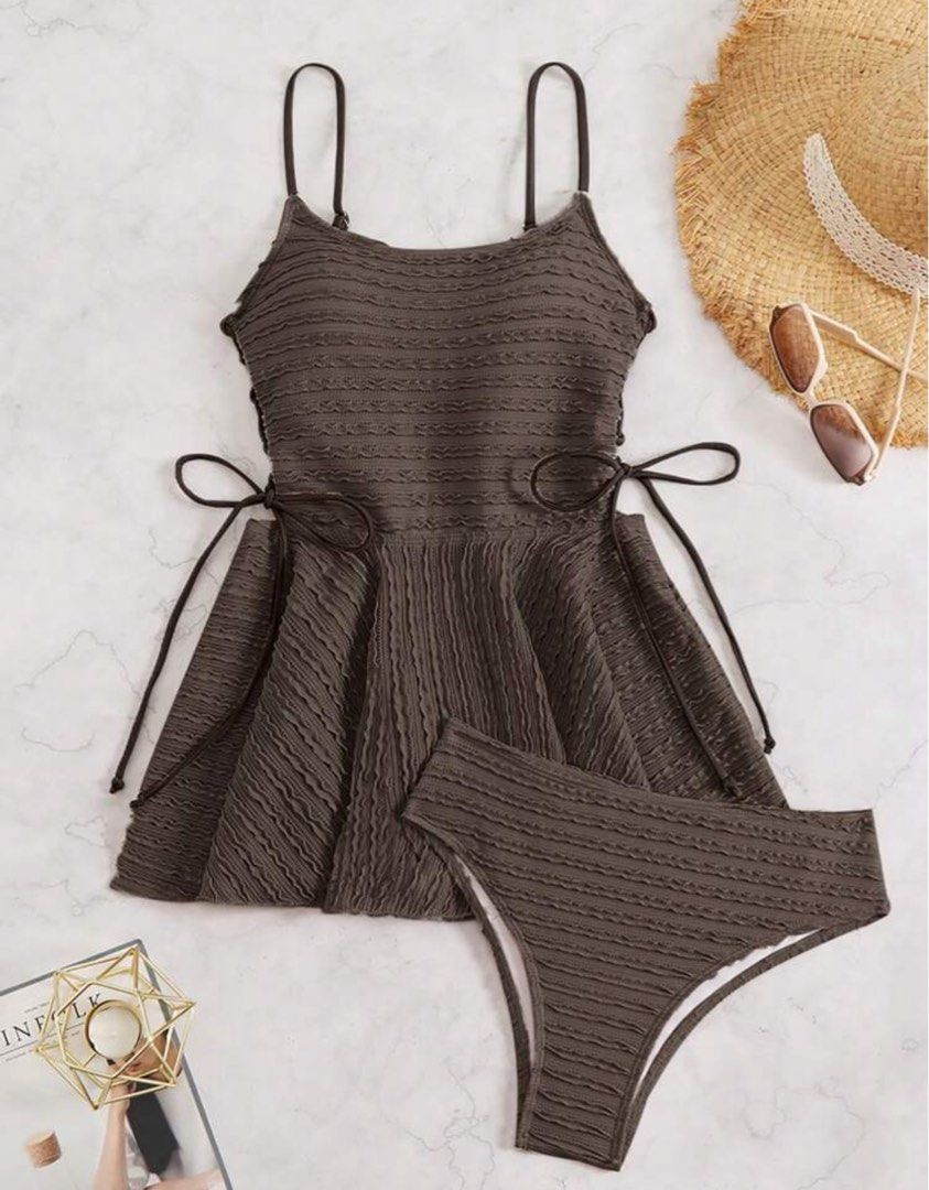 Shein Swimsuit (Category: Bikinis & Swimsuits) located in Quezon City. Submitted by niniloves (Listing ID 1381287119, Image 1). Description: Shein - XL Brand New Got for ₱496 Selling for only ₱350 RFS: Never used. But nilabhan na because sinukat ko. I don’t like the fit, I’m preggy..