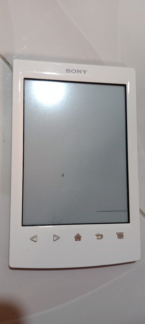 Sony Digital Book Reader defective (Category: E-Readers) located in Bulacan. Submitted by Shoppe.Ups (Listing ID 1381303097, Image 1). Description: charging only red / orange blinking light selling as defective for repair / parts only what you see is what you get meetups: guiguinto plaridel bulacan - J&T *(Payment First) - LBC COP/COD *(payment first for shipping fee only) -toktok / lalamove *mop: via gcash pm for interested.