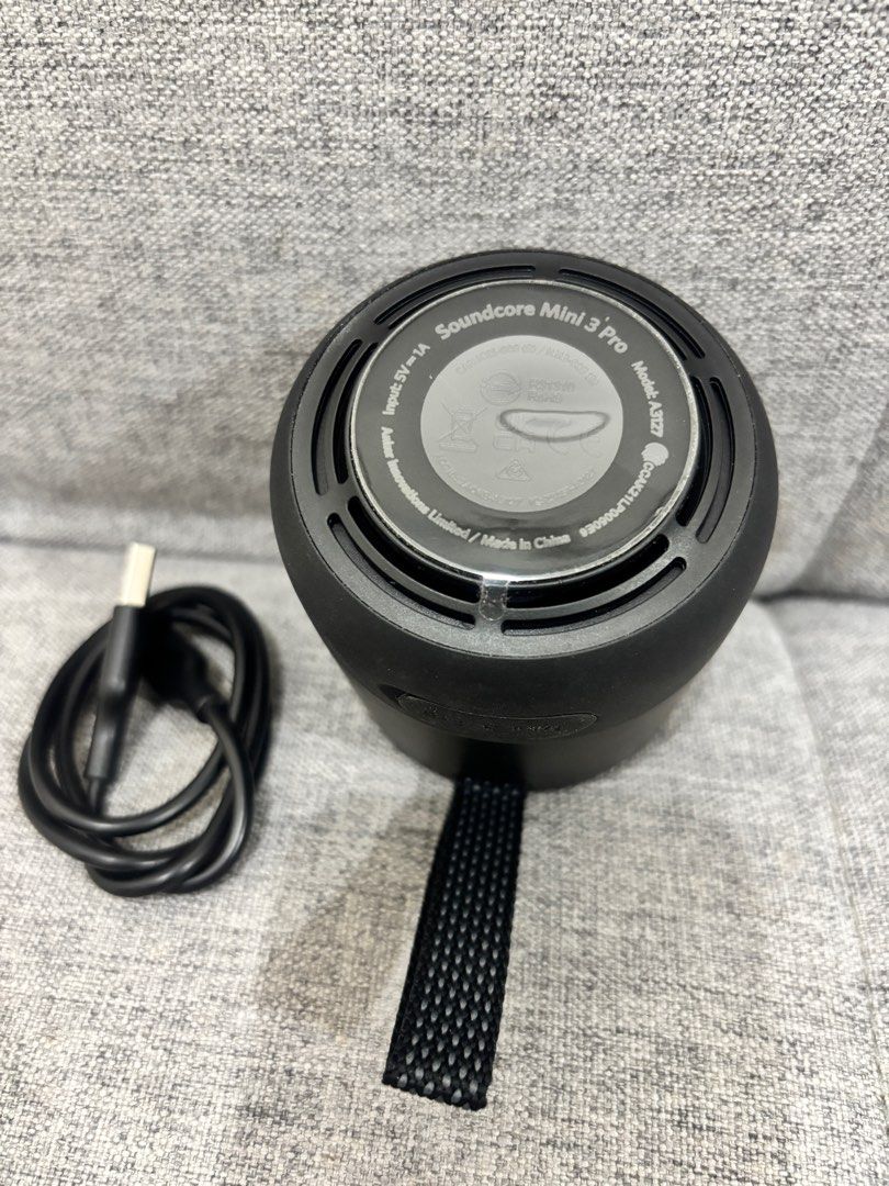 Soundcore by Anker Mini 3 Pro Portable Bluetooth Speaker (Category: Soundbars, Speakers & Amplifiers) located in Paranaque City. Submitted by _minimalist__ (Listing ID 1381446246, Image 2). Description: Soundcore by Anker Mini 3 Pro Portable Bluetooth Speaker. Item in good condition..