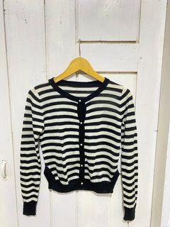 (Kategori: ) berada di . Dikirim oleh dhea.store (ID iklan 1381412216, Gambar 1). Deskripsi: .
