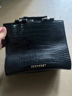 (Kategori: ) berada di . Dikirim oleh novieayu9762691 (ID iklan 1381331098, Gambar 1). Deskripsi: .
