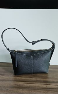 (Category: ) located in . Submitted by shopwithnic (Listing ID 1381335230, Image 1). Description: .