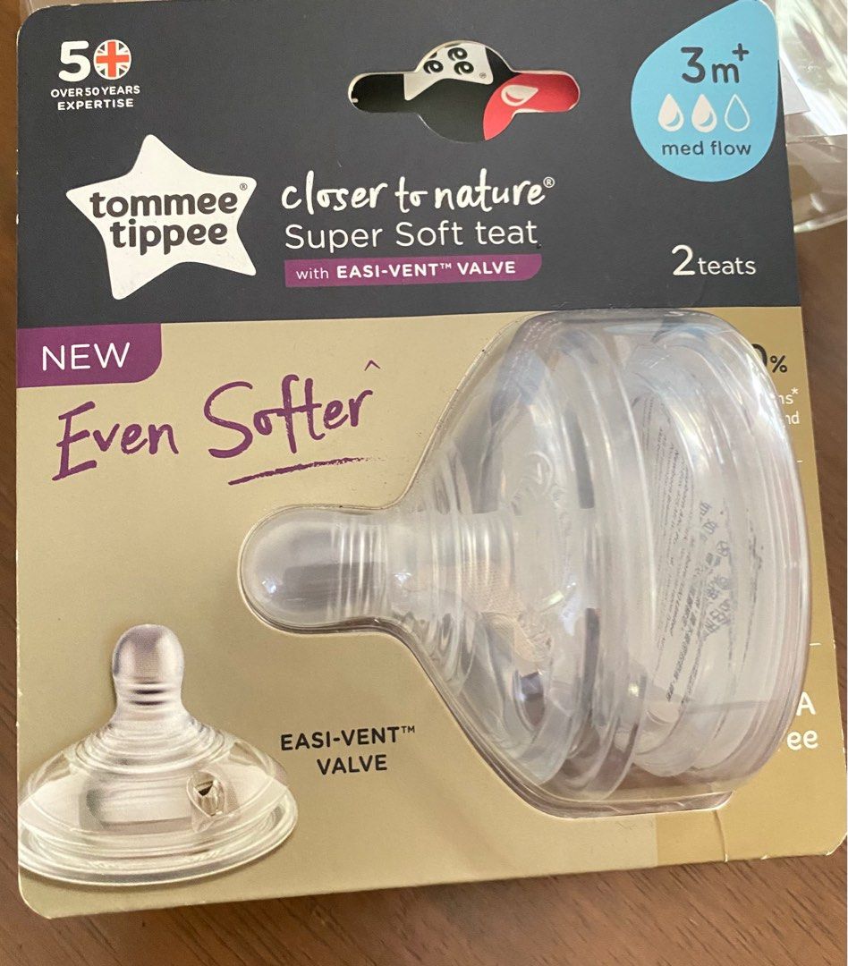 TOMMEE TIPPEE SOFT TEAT (Category: Soothers & Pacifiers) located in Kuala Terengganu. Submitted by prelovedqaleesya (Listing ID 1381330716, Image 1). Description: 1 pack ada 2pcs New item.
