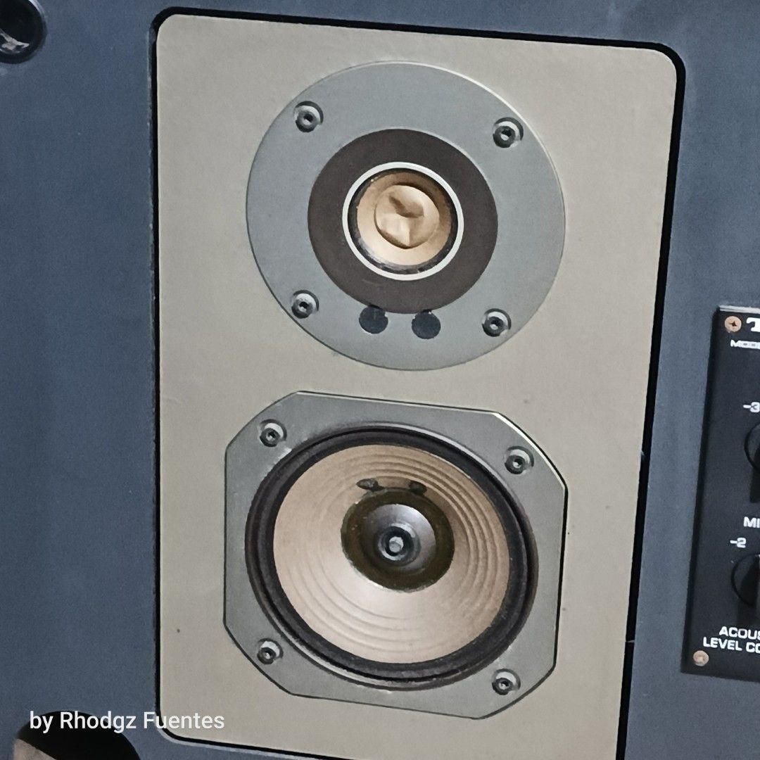 Trio 3way Loudapeaker 100w 8ohms (Category: Soundbars, Speakers & Amplifiers) located in Bulacan. Submitted by rhodgz (Listing ID 1381329722, Image 3). Description: for P9,500 only pick up @ meycauayan,bulacan we arrange delivery natiinwide 1979 Trio 3way Loudspeaker model: LS-202 Max of 100 watts Impedance 8 ohms Width 350 x Height 650 x Depth 327mm Weight 22kg per box no repair, with slight issue sa box sobra warm ng tunog at malambot bass.