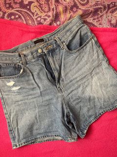 (Category: ) located in . Submitted by koomiya (Listing ID 1381339774, Image 1). Description: .