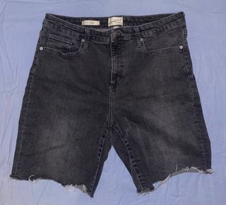(Category: ) located in . Submitted by saxnt (Listing ID 1381393416, Image 1). Description: .