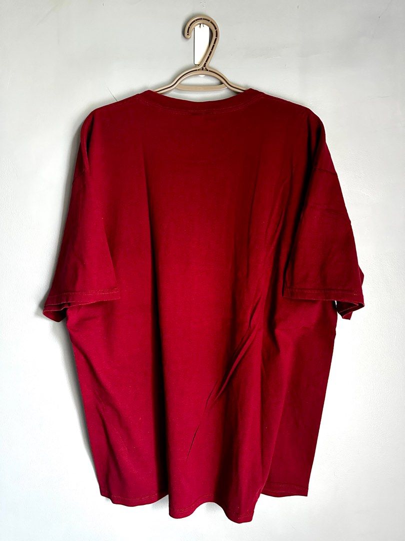 Vintage Nike Maroon Side Swoosh Tee (Category: Tshirts & Polo Shirts ) located in Pasig City. Submitted by tsunami22 (Listing ID 1381329361, Image 3). Description: Vintage Nike Maroon Side Swoosh Tee XL on Tag Dimes: 25x31 Very good 9/10 condition overall Issue: Small stain Shipping nationwide.
