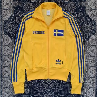 (Kategori: ) berada di . Dikirim oleh thriftingmate (ID iklan 1381337815, Gambar 1). Deskripsi: .