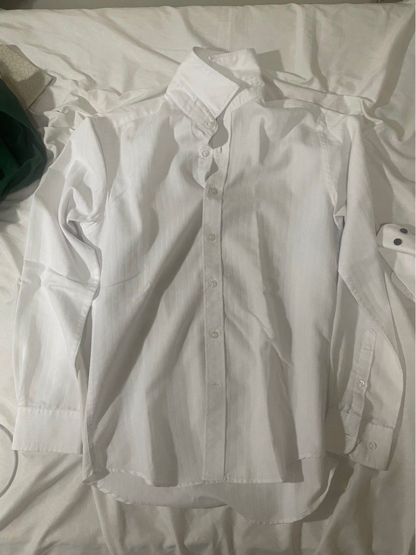 White Longsleeves Polo (Category: Tshirts & Polo Shirts ) located in Cebu City. Submitted by thedanielandre (Listing ID 1381440644, Image 1). Description: Fits Small-Medium. Delivery will be handled by buyer.