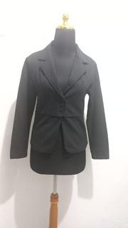 (Kategori: ) berada di . Dikirim oleh keiprelovedandthriftstore (ID iklan 1381298596, Gambar 1). Deskripsi: .