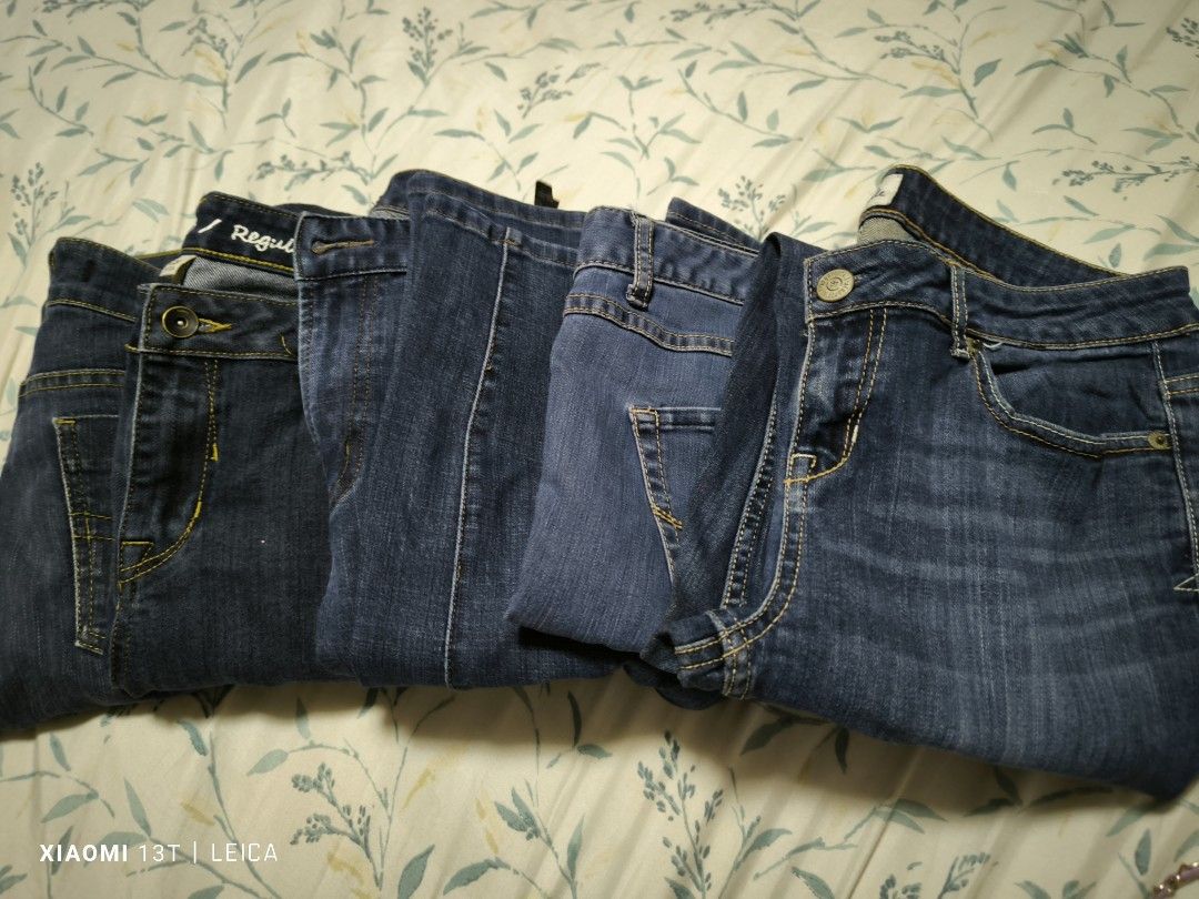 Womens jeans branded take all size 30 (Category: Jeans) located in Manila. Submitted by cheezu (Listing ID 1381348127, Image 1). Description: 500 pesos each 5 original womens jeans long. ideal for tall girls giordano mid rise slim tapered size 30 aeropostale regular size 10 US baleno size 29 regular baleno size 30 regular baleno size 31 slim no damage all in good condition high quality will last for years original price is 7500 all bought in hong