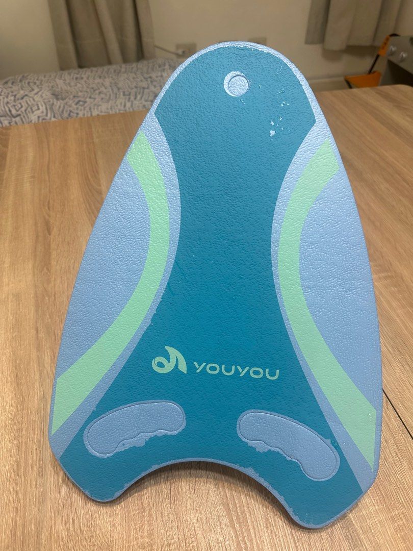 由 polar7bear (刊登 ID 1381594770，圖片 1) 提交，位於 新北市 (New Taipei) 的 下單1件 🉑贈 兒童游泳浮板 (類別：其他運動配件)，說明：。