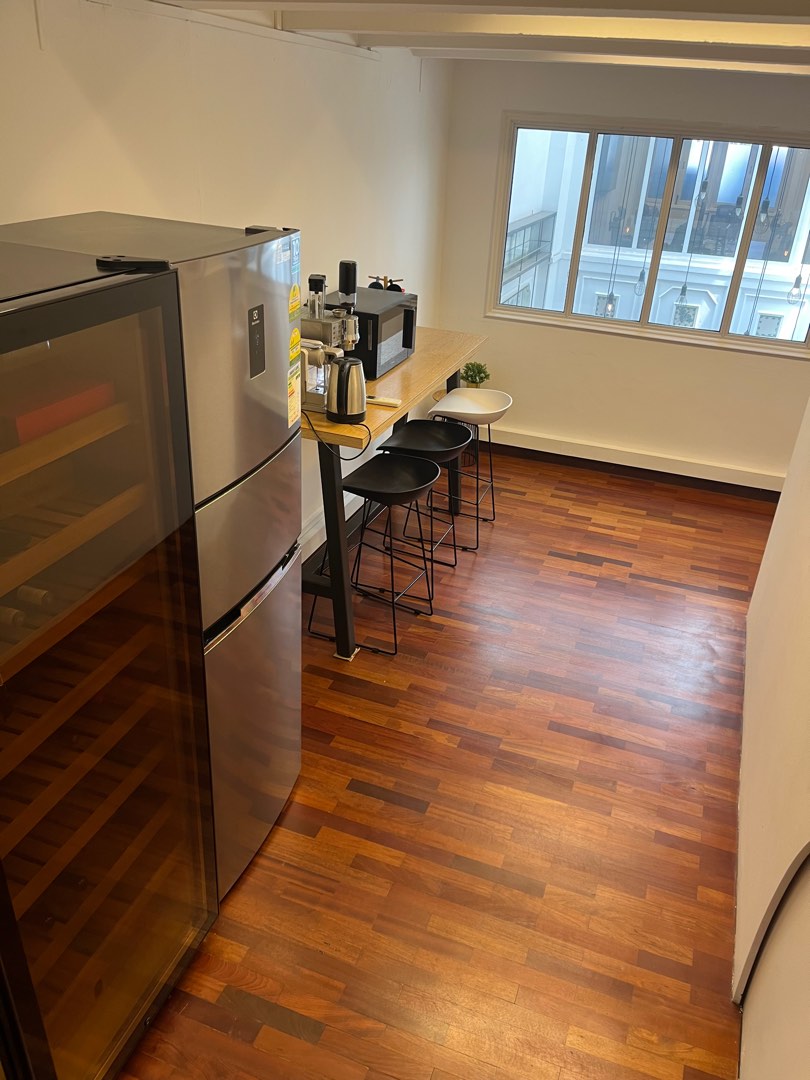 (Category: ) located in . Submitted by lmh8888 (Listing ID 1381493429, Image 1). Description: .