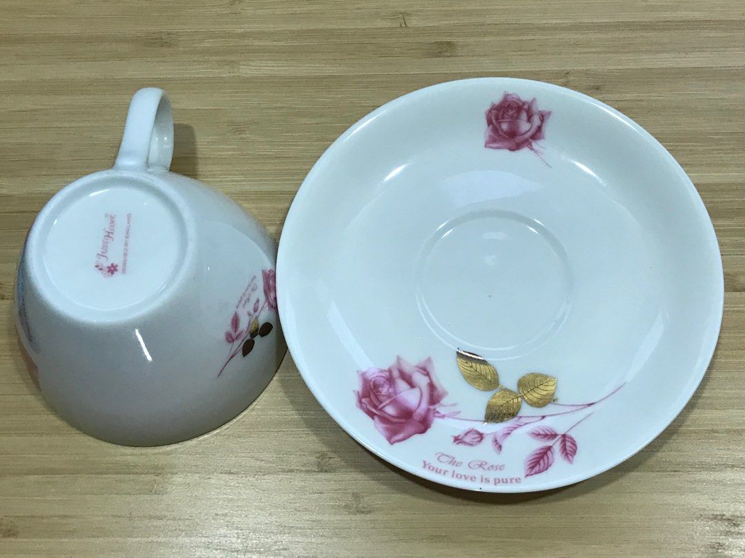 由 selltw2025 (刊登 ID 1381584518，圖片 2) 提交，位於 新竹縣 (Hsinchu County) 的 咖啡杯盤組 (類別：茶具配件)，說明：。