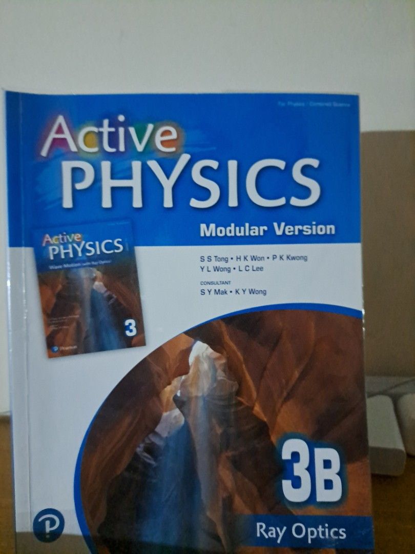 Active physics modular version 3B （分類：教科書）位於 Hong Kong。 由 manmanyeung123 提交（商品編號 1381621186，圖片 1）。簡介： 九成新 , 有包書，極少書寫。