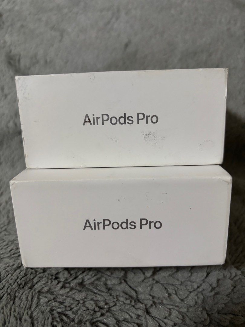 Airpods Pro 2nd gen (Category: Earphones) located in Las Pinas. Submitted by justg (Listing ID 1381550993, Image 3). Description: Brand New AirPods Pro (2nd Gen) 🎧 ✅ MagSafe Charging Case (USB-C) 📦 Available Units: 2 💯 Factory Sealed & Authentic .