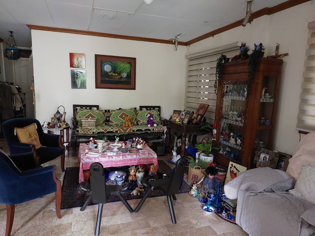 (Category: ) located in . Submitted by mariaelena.npacunayen (Listing ID 1379733714, Image 1). Description: .