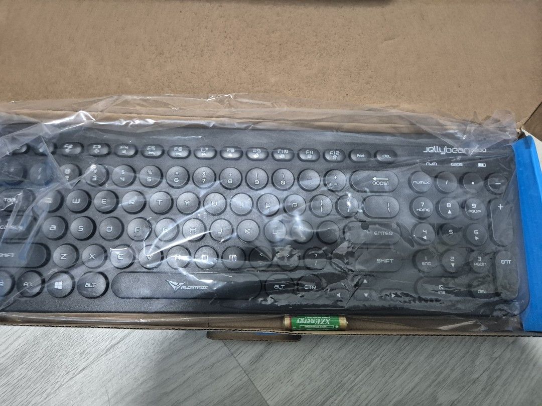Alcatroz Jellybean a200 2.4G Wireless Keyboard63222784893569112